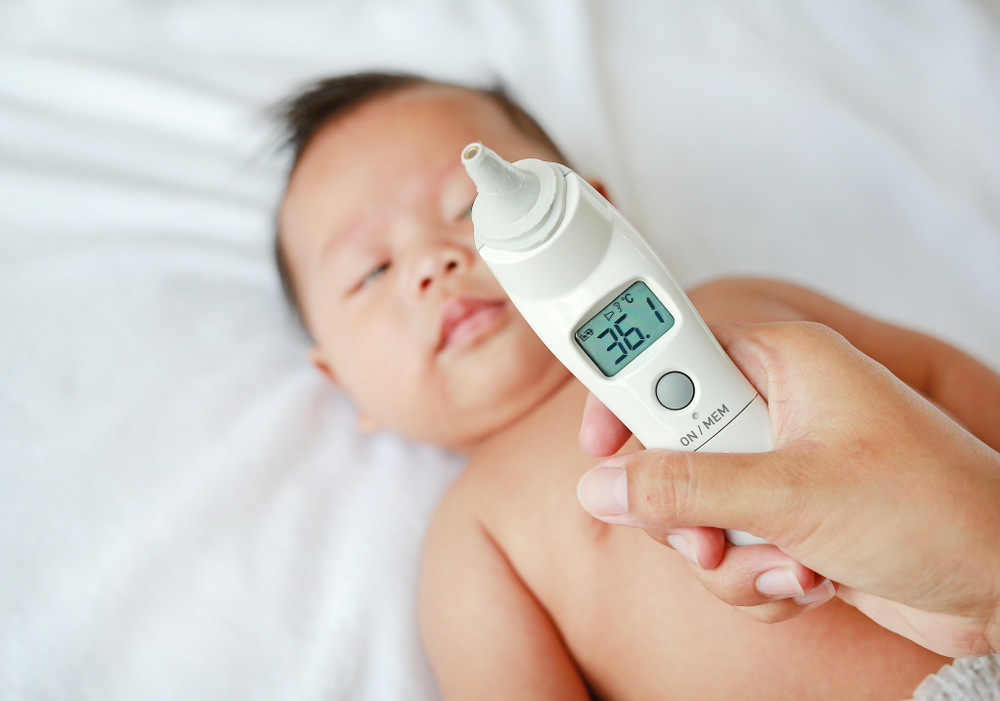 Omdat Reinig de vloer Schuur Thermometers: kamerthermometer, badthermometer en lichaamsthermometer voor  je baby